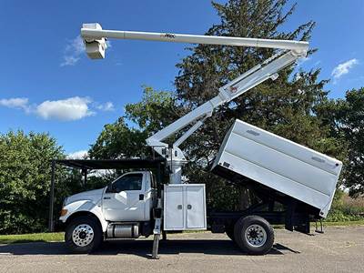 2015 Ford F-750 Forestry Bucket Truck - Altec LR756 Aerial Lift