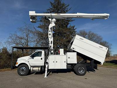 2015 Ford F-750 Forestry Bucket Truck - Altec LR760-E70 Aerial Lift