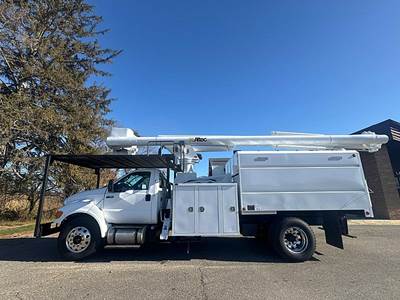 2016 Ford F-750 Forestry Bucket Truck - Altec LR760-E70 Aerial Lift