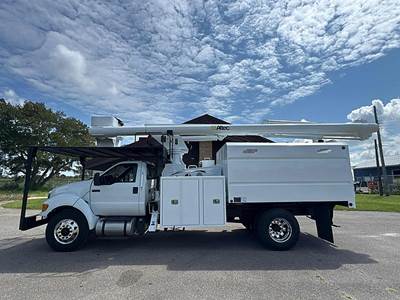 2015 Ford F-750 Forestry Bucket Truck - Altec LRV60-E70 Aerial Lift