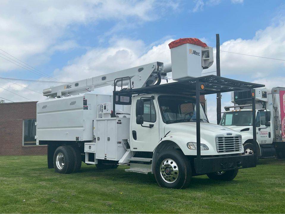 2011 Freightliner M2 Forestry Bucket Truck Altec LRV60E70 Aerial Lift For Sale Blowing Rock