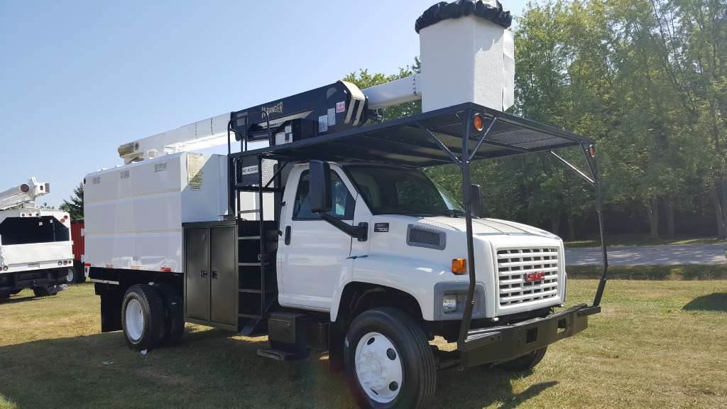 2005 GMC C7500 Forestry Bucket Truck For Sale Blowing Rock, NC Carolina Used Machinery