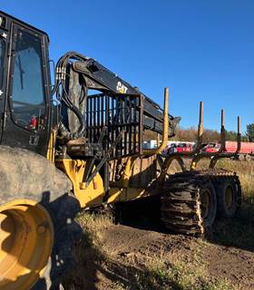 2014 Caterpillar 564 Forwarder
