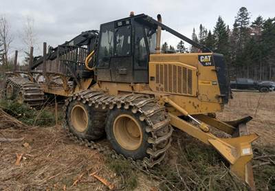 2011 Caterpillar 574 Forwarder