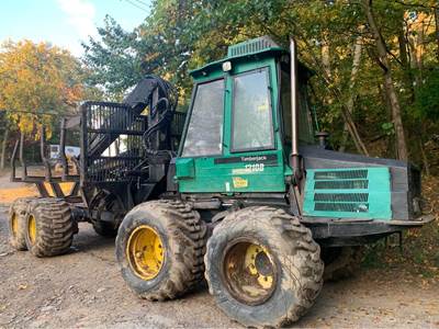 1996 John Deere 1210E Forwarder