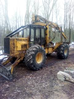 John Deere 440C Forwarder