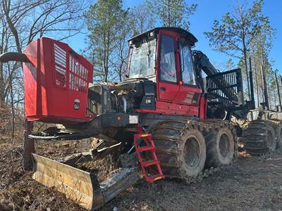 2016 Komatsu 855-1 Forwarder