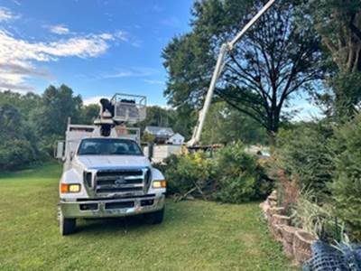 2011 Ford F-750 Grapple Truck - Lemco 8000 Grapple Bucket