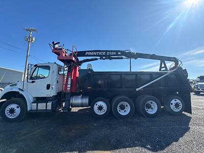2011 Freightliner Busings Class M2 Grapple Truck - Prentice 2124 Grapple