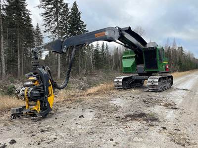 2024 John Deere 853MH Harvester