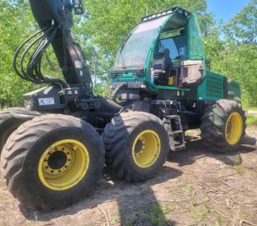 2005 and 2004 Timberjack 1270D Harvester Combo