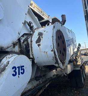 2006 Diamond Z DZH5000 Horizontal Grinder