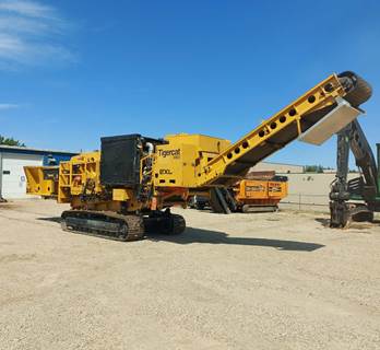 2024 Tigercat 6900 Horizontal Grinder