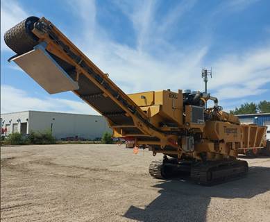 2024 Tigercat 6900 Horizontal Grinder