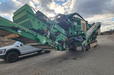2019 McCloskey I44R Impact Crusher