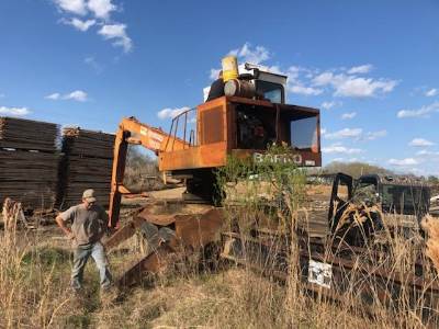 Barko 160B Log Loader