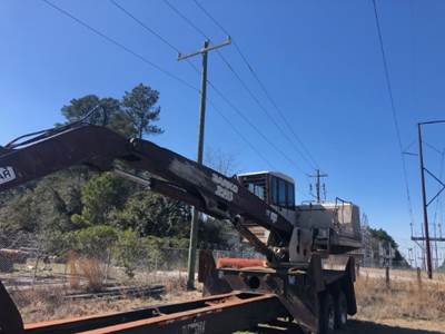 Barko 225 Log Loader