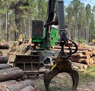 2021 John Deere 437E Log Loader