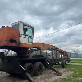 Serco 270 Log Loader Self Propelled