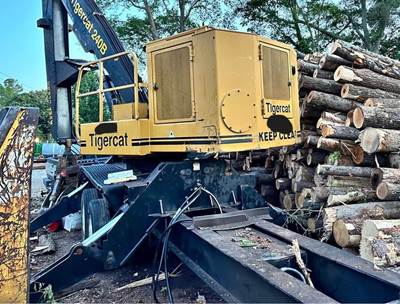 Catlog Board 2台＋Catlog  2005 Tigercat 240B Log Loader For Sale - Blowing Rock, NC