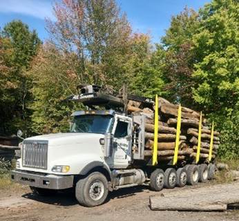2015 International 5900 I Logging Truck