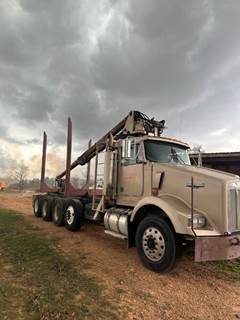 2000 Kenworth T800 Logging Truck