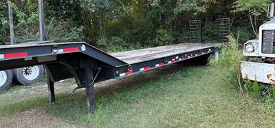 2017 Talbert TLW-35-FG-Bvt1 35 ton capacity 29ft long on flat bed by 8’6” Spring suspension -35 ton capacity Lowboy Trailer
