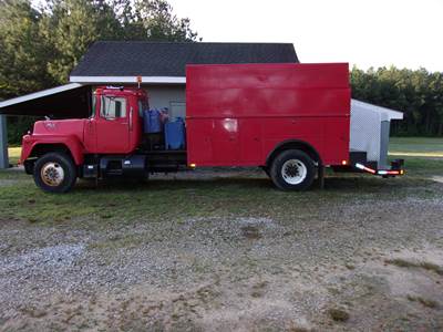 1986 Mack Service / Mechanic Truck
