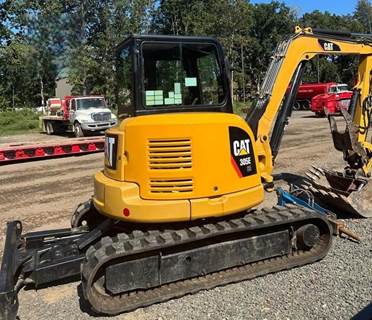2014 Caterpillar 305E CR MINI EXCAVATOR Mini Excavator - Bucket and thumb