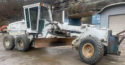 1993 Champion 710A Series 2 Motor Grader