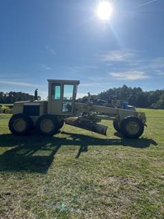 1983 John Deere 570A Motor Grader