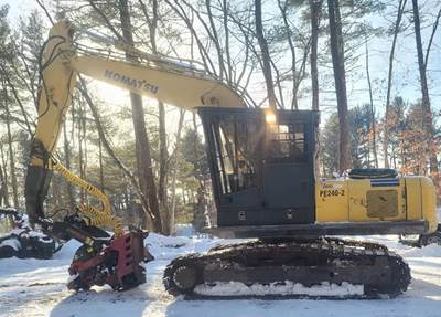 2006 Komatsu PC200-7 Logging Processor