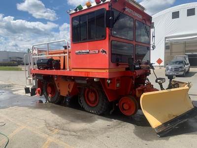 2010 Shuttlewagon SWX735 Rail Car Mover