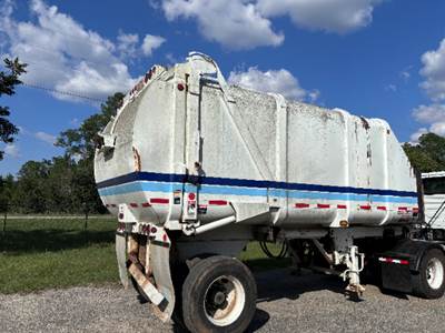 2012 Heil Starr Self-Contained Compactor