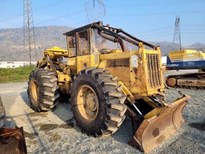 Caterpillar 518 Skidder