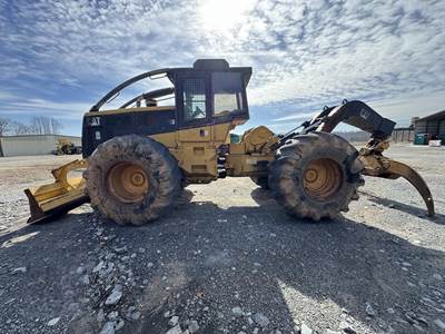 2004 Caterpillar 525B Skidder - Grapple