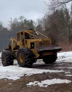 1986 Clark 666D Skidder - Grapple & Winch