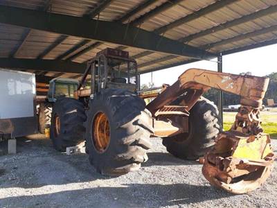 John Deere 648D Skidder