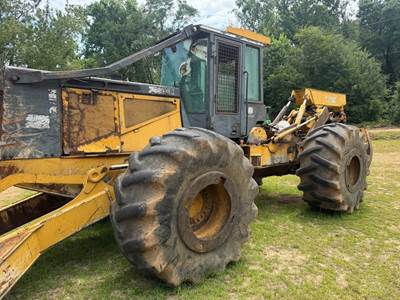 2002 John Deere 748G III Skidder