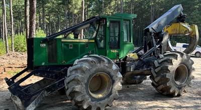 2015 John Deere 748H Skidder