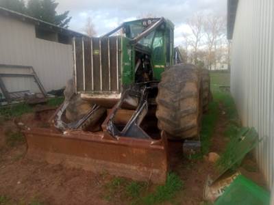 John Deere 848H Skidder