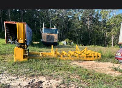 CSI DL4400 Slasher Saw