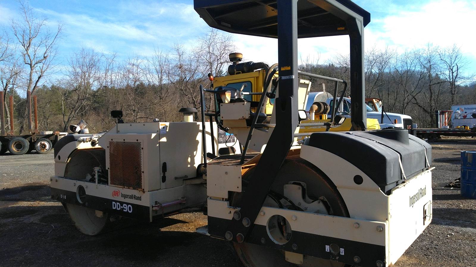 IngersollRand DD90 Smooth Drum Roller Compactor For Sale Blowing