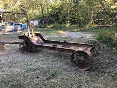 IOWA TRAILER MFG Antique Trailer
