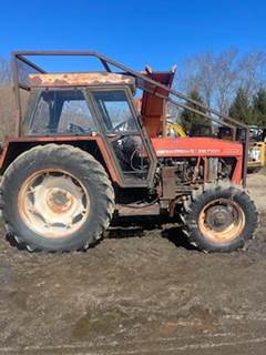 Zetor 12145 Tractor - Bucket