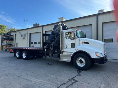 2015 Kenworth T440 Truck-Mounted Knuckle Boom Crane - HIAB XS322E-5 HIPRO Knuckle Boom Crane