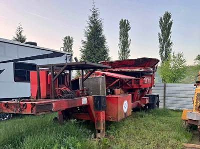 1993 Morbark 1000 Tub Grinder