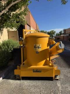 HI-VAC Model 875 Stationary Vaccum