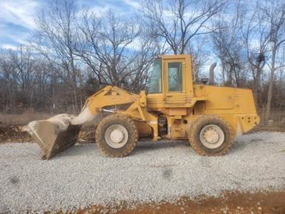 Case 621B Wheel Loader