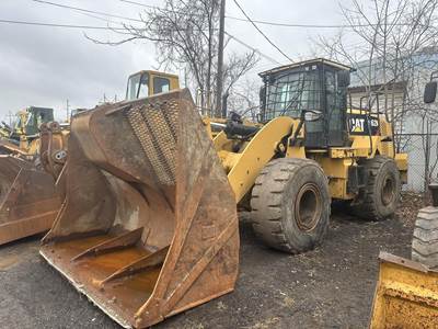 2016 Caterpillar 962K Wheel Loader